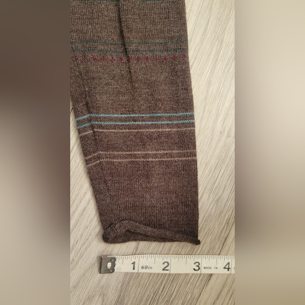 Smartwool Sulawesi Striped Merino Wool Blend Long Sleeve V-Neck Top, Women Small - Picture 7 of 13